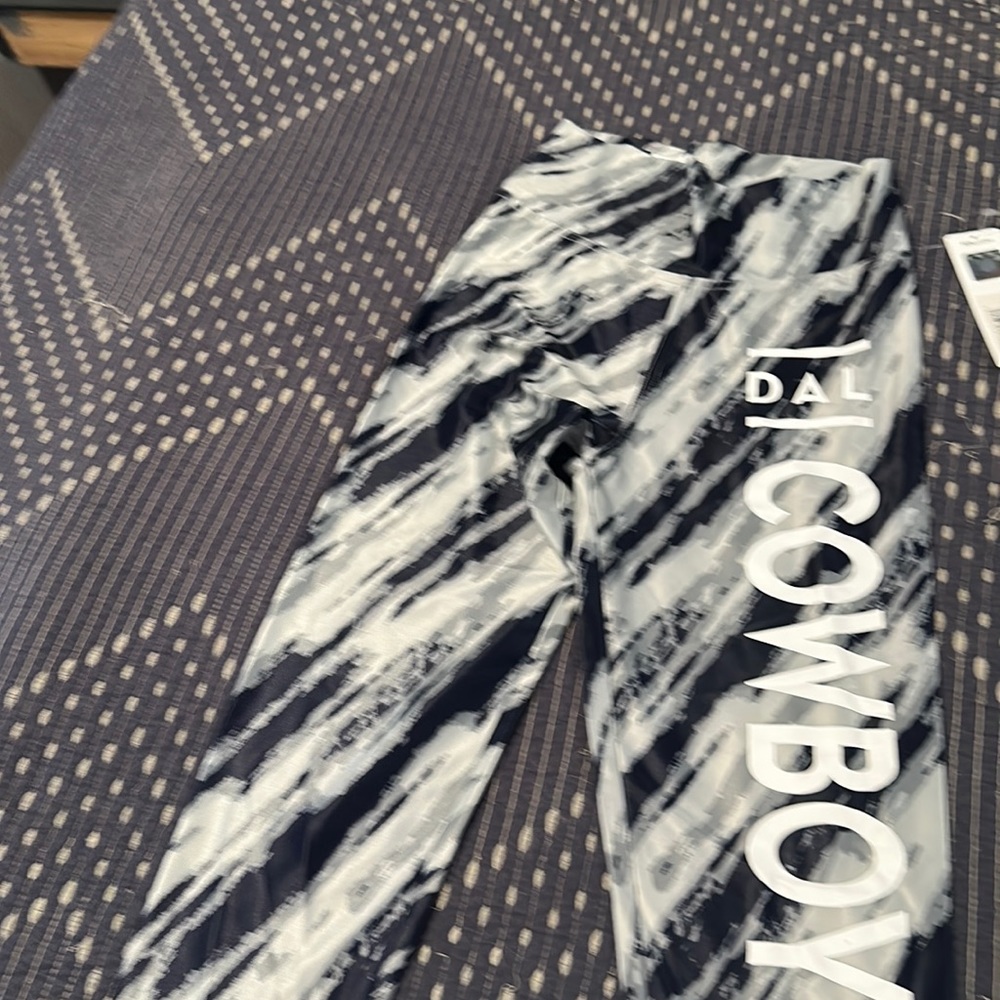 New Dallas cowboys leggings never been worn